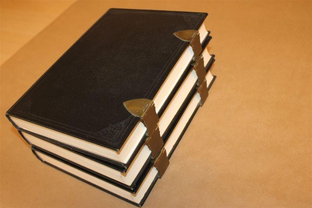 Statenbijbel Compleet 3 Delen — Kanttekeningen & Sloten, Ophalen of Verzenden, Gelezen