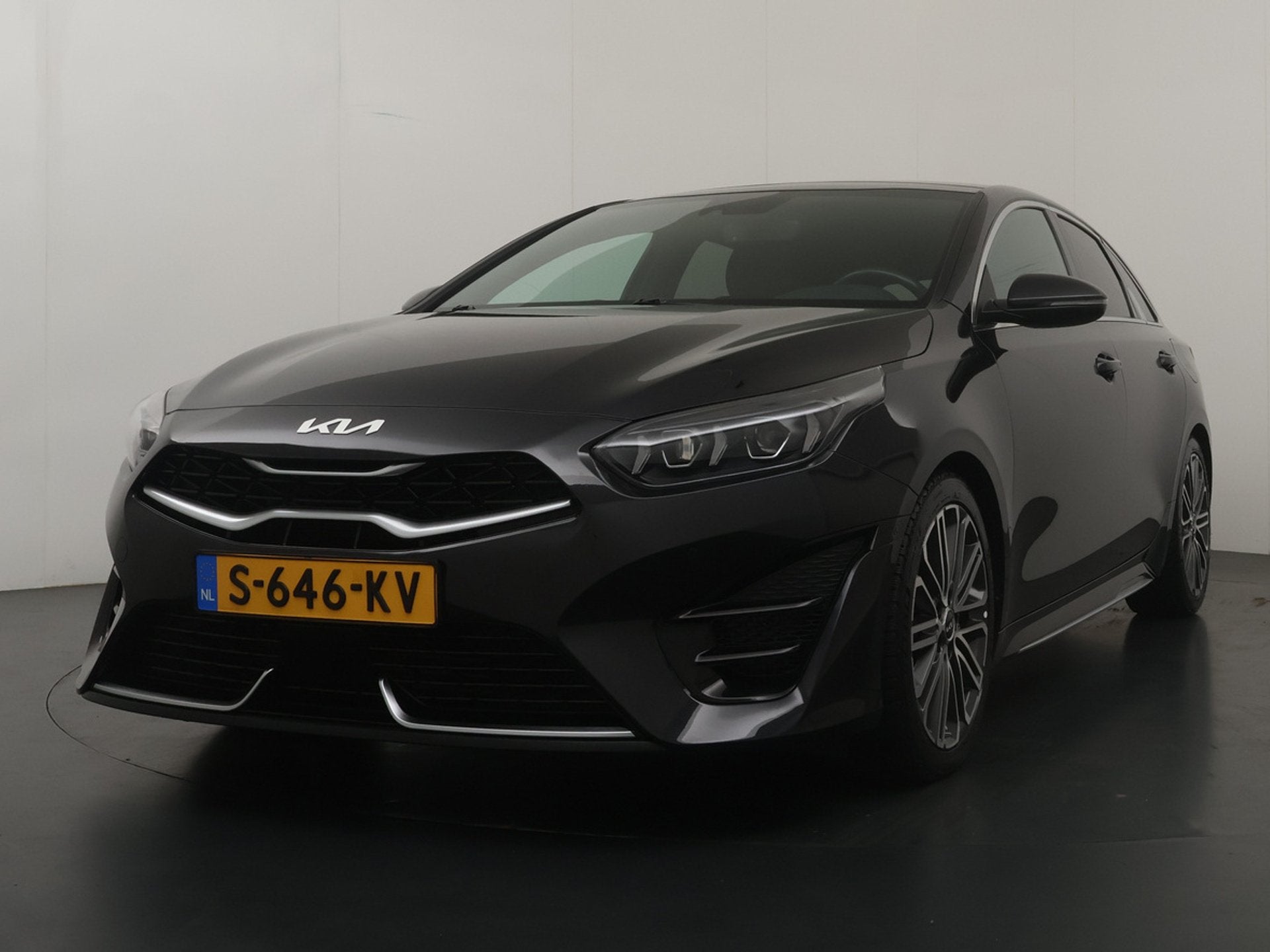 Kia ProCeed 1.5 T-GDi GT-Line Navigatie - Achteruitrijcamera, Auto's, 1325 kg, Gebruikt, 4 cilinders, 160 pk