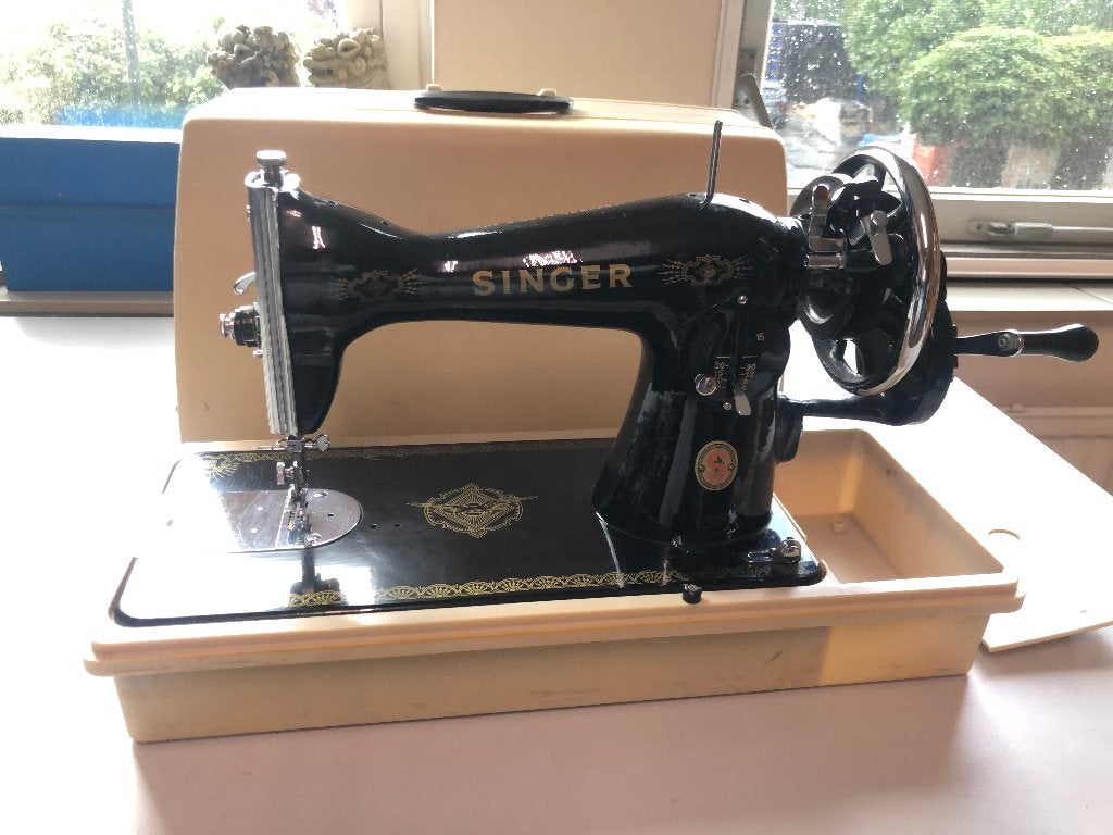 Singer handnaaimachine 1 van 3, Ophalen