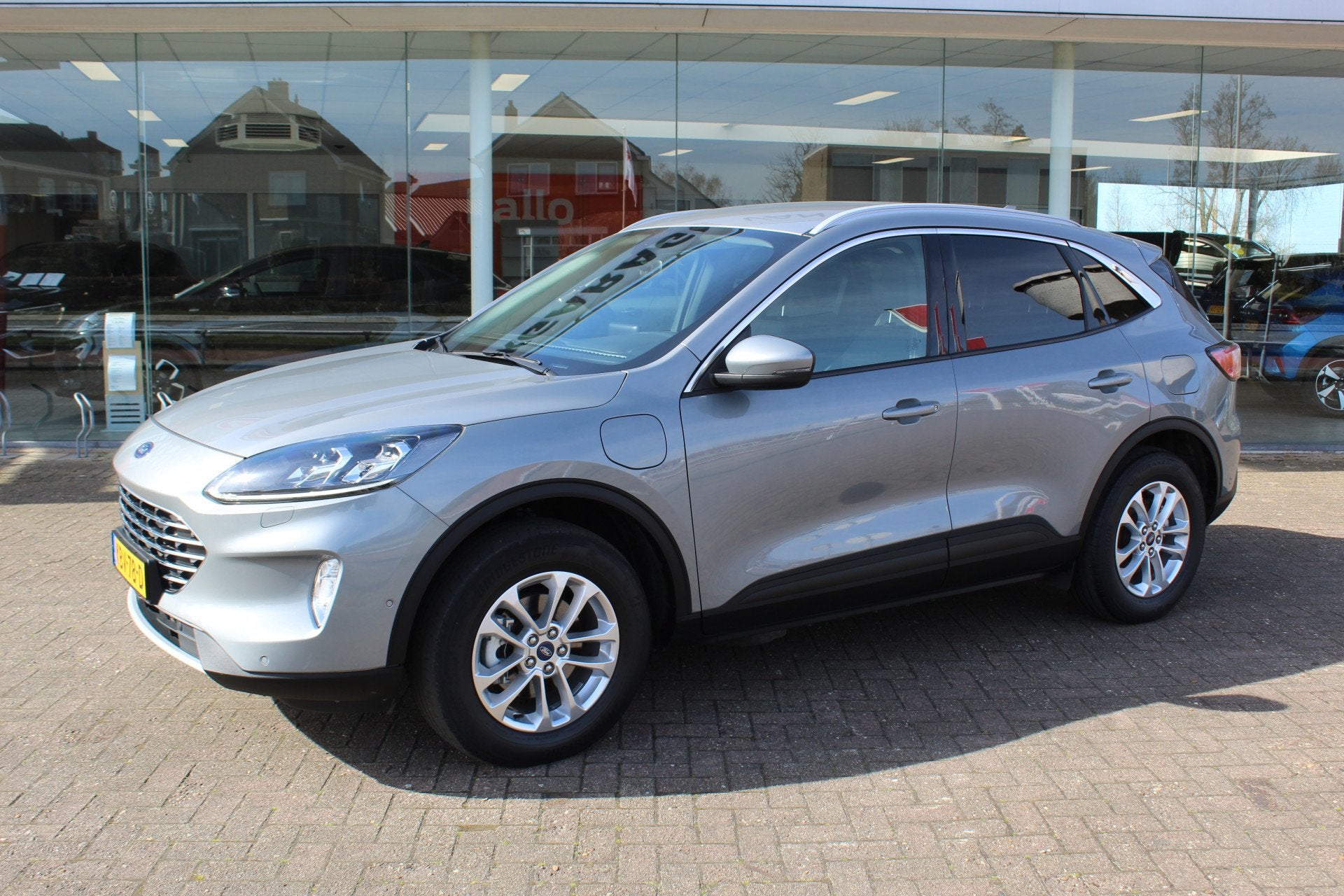 Ford Kuga 2.5-225 pk PHEV Titanium X Plug-in Hybrid. Hybride, Auto's, Ford, Gebruikt, Zwart, 4 cilinders, Leder en Stof