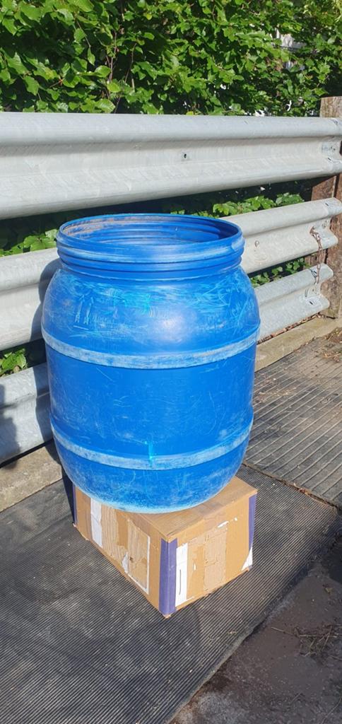 Diverse regentonnen, Tuin en Terras, Regentonnen, 150 liter of meer, Ophalen