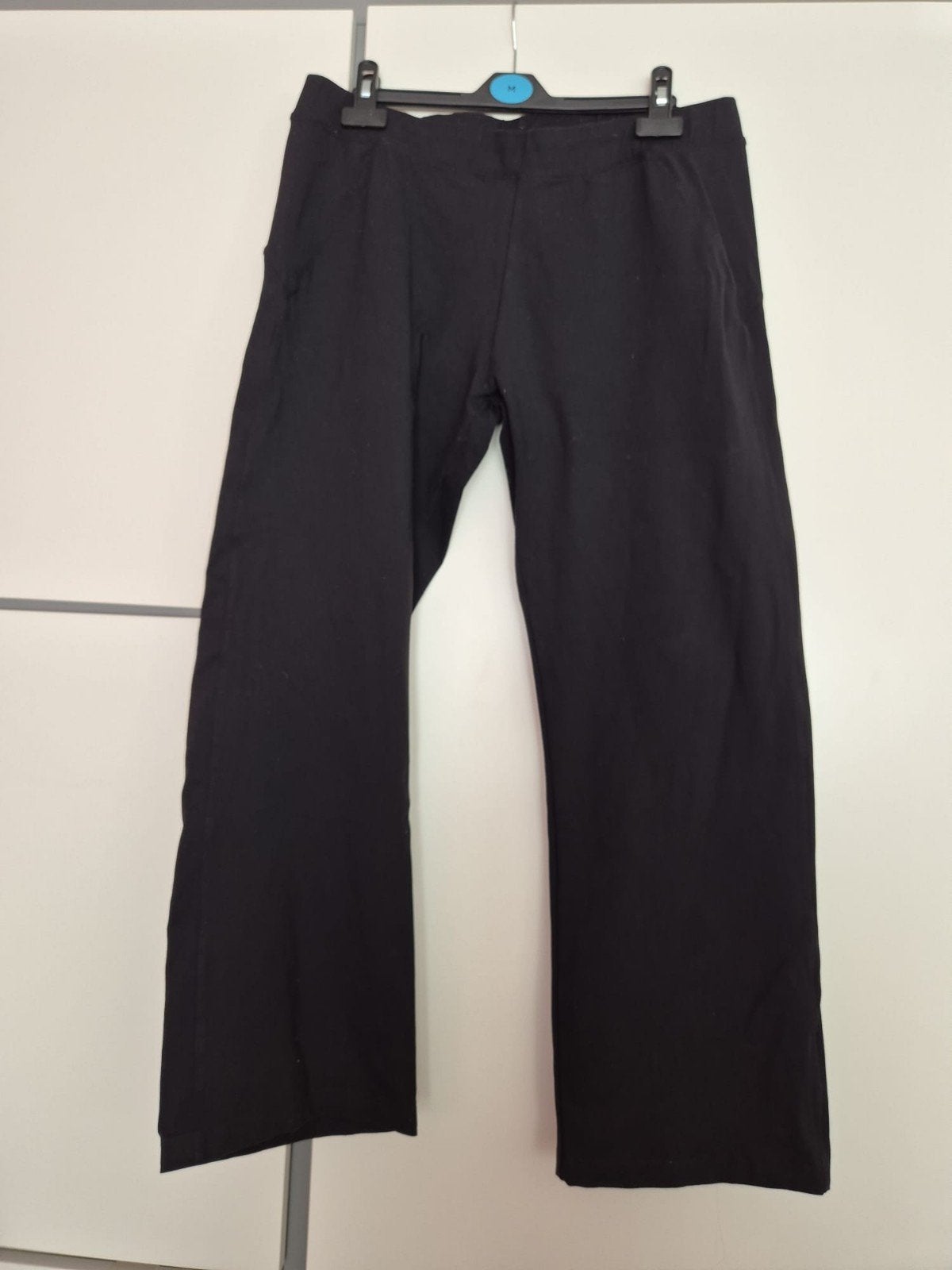zwarte sport broek mt XXL, Kleding | Dames, Ophalen, Gedragen, Zwart, Broek of Spijkerbroek
