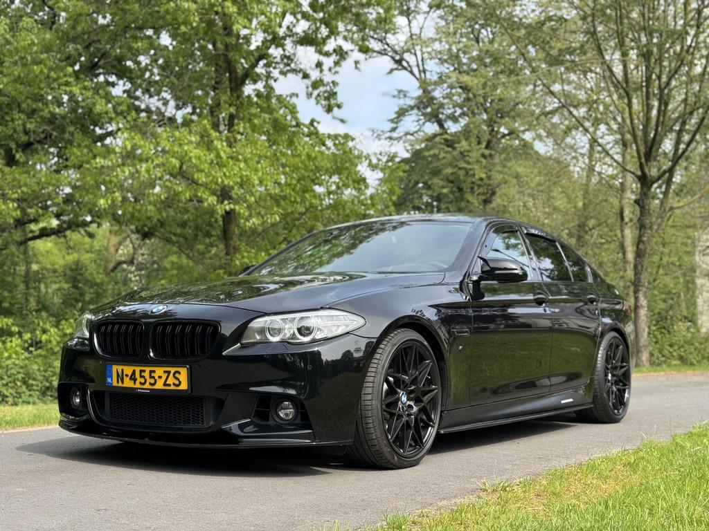 BMW 5 Serie 535xi M Sport (bj 2014, automaat), Euro 5, Gebruikt, Zwart, Zwart