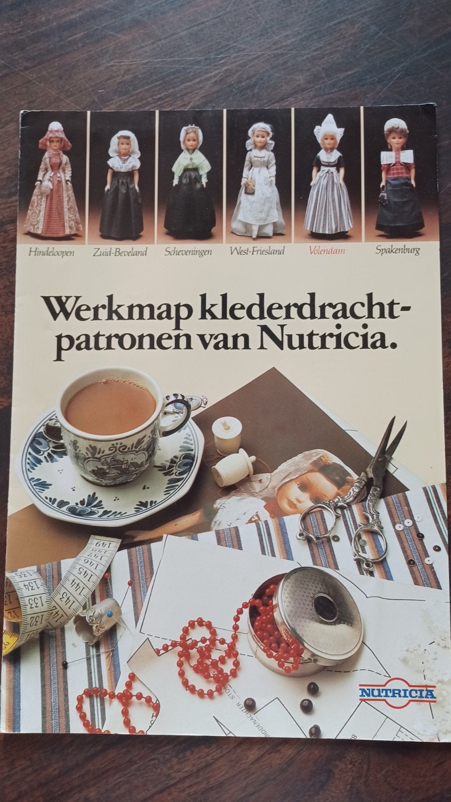 Klederdracht patronen voor pop, Volendam, Ophalen of Verzenden, Zo goed als nieuw, Vrouw, Overige merken