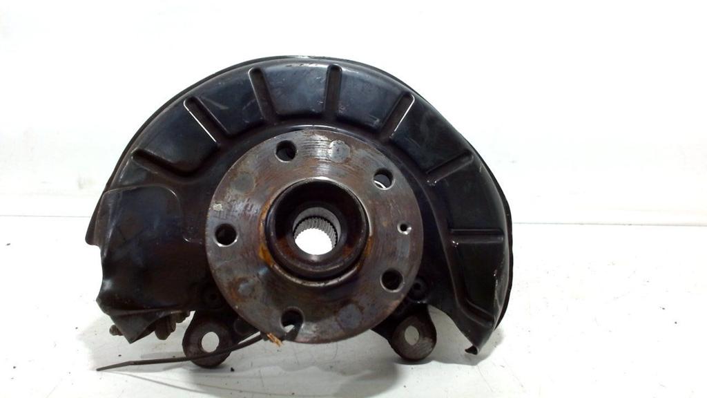 Wielnaaf links voor Volkswagen Jetta, Onderdelen@venauto.nl, Van der Ven Autorecycling B.V., Gebruikt, Ettenseweg 76, 4706 PB Roosendaal, The Netherlands