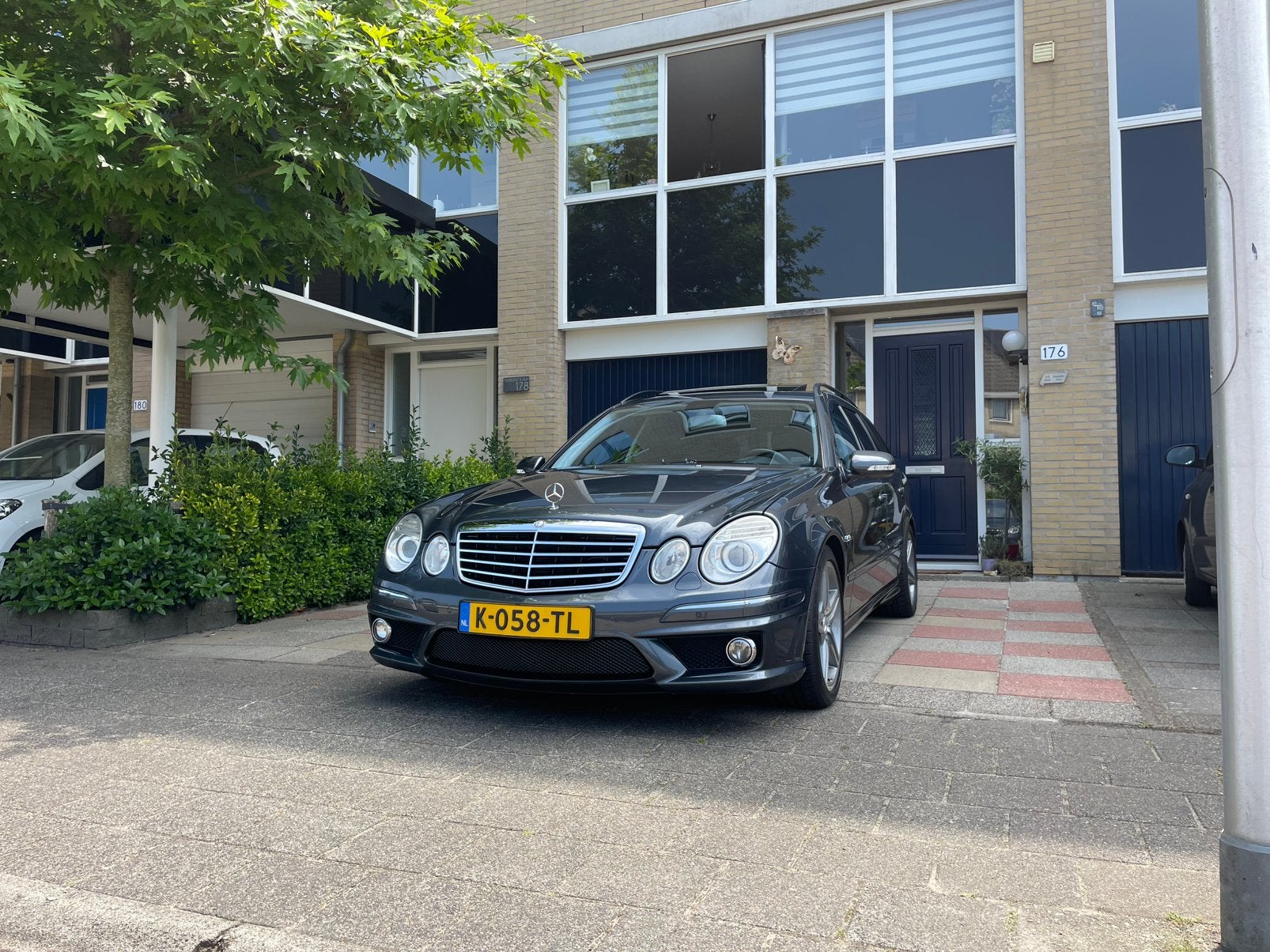 Mercedes-Benz E-Klasse E63 AMG S211 dealer onderhouden, Automaat, Dealer onderhouden, Achterwielaandrijving, 120 €/maand