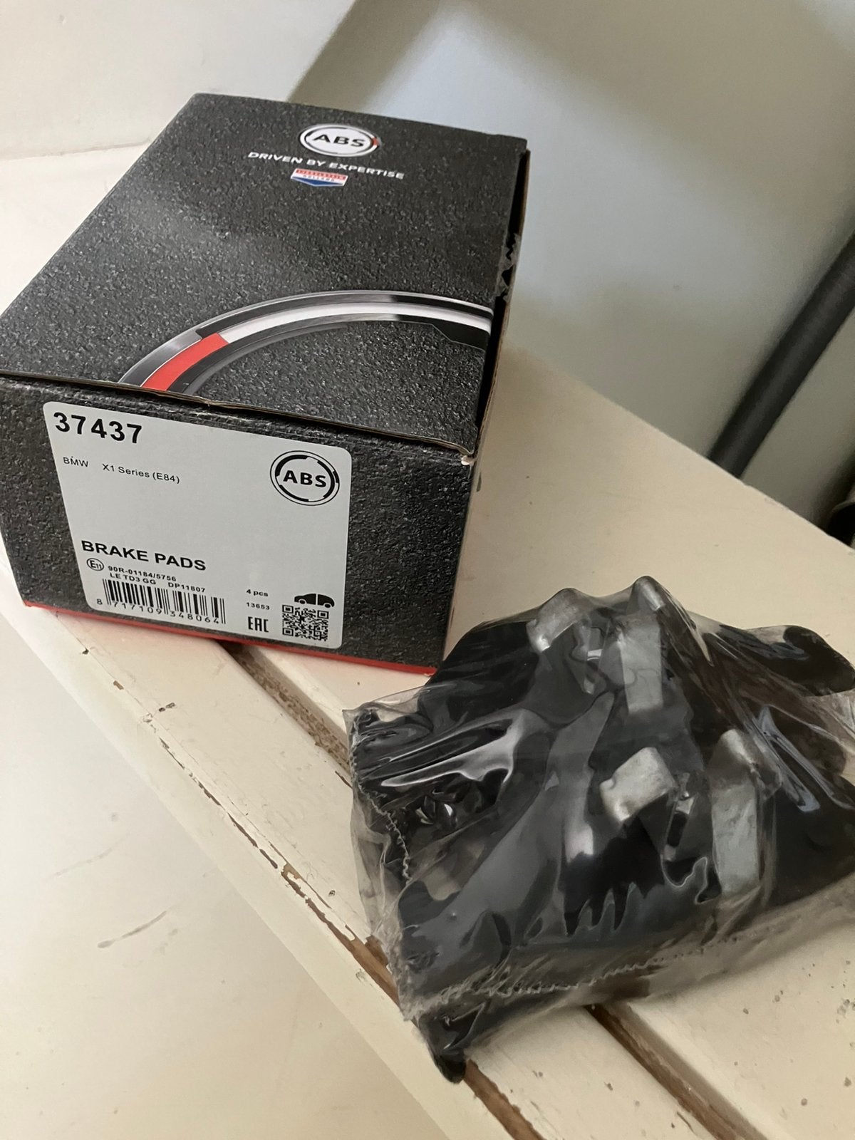 Nieuwe remblokken voir BMW X1 en 1serie e84 e87 e88 enz, Ophalen of Verzenden, Nieuw, BMW