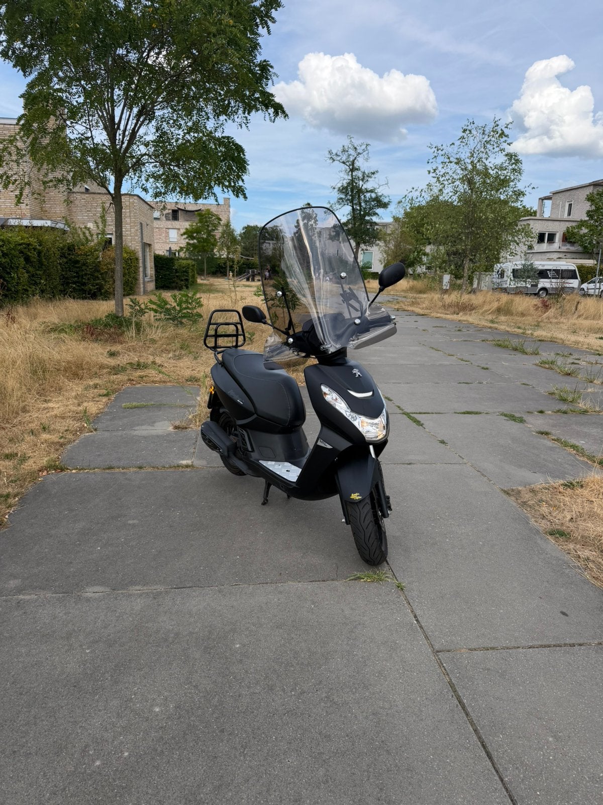 Peugeot Kisbee black edition 2023 – slechts 229 km!, Ophalen, Overige modellen, Maximaal 45 km/u, Zo goed als nieuw