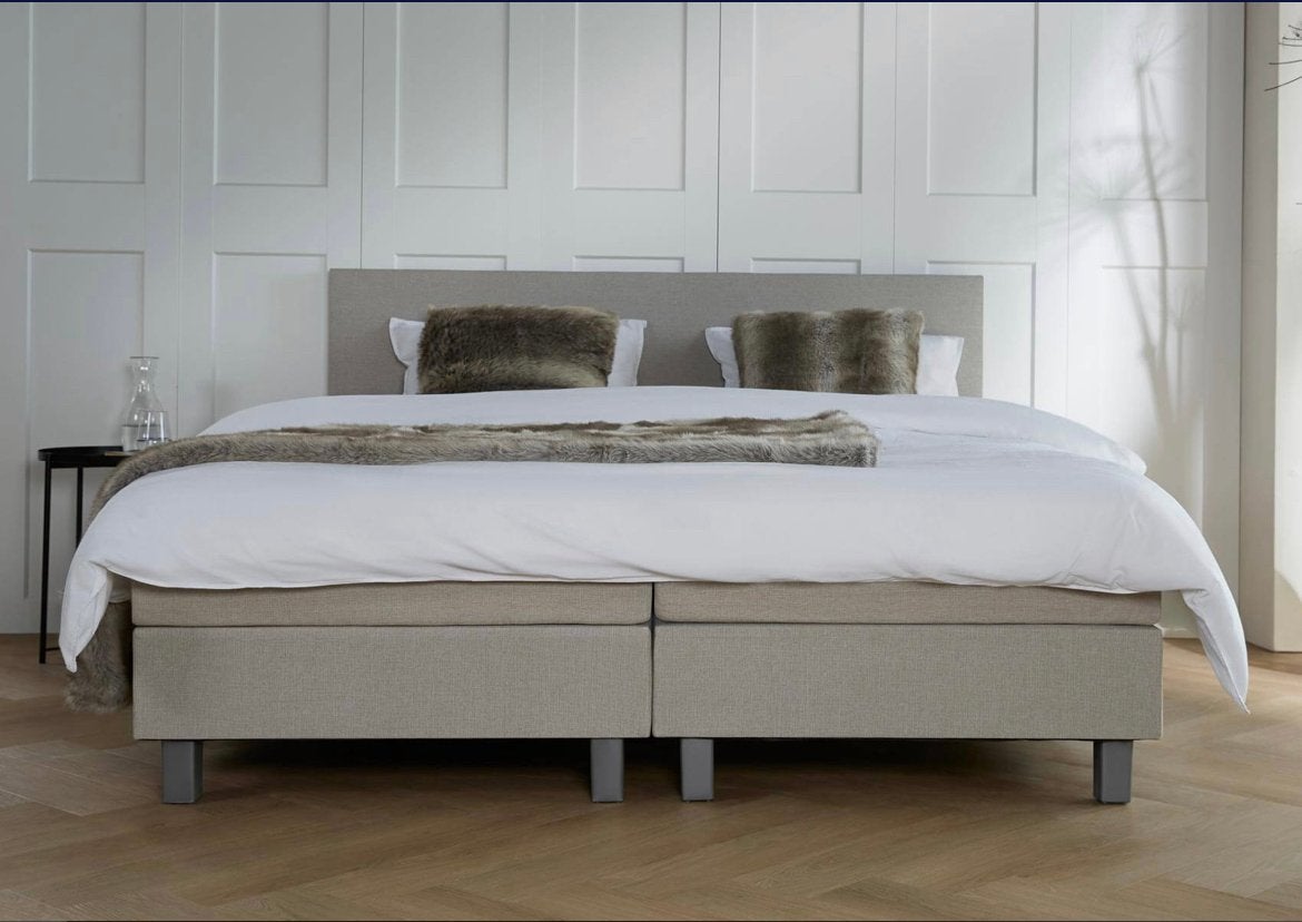 Foto 3 van NIEUW!! Luxe Boxspring 160 of 180x200 incl topper!!