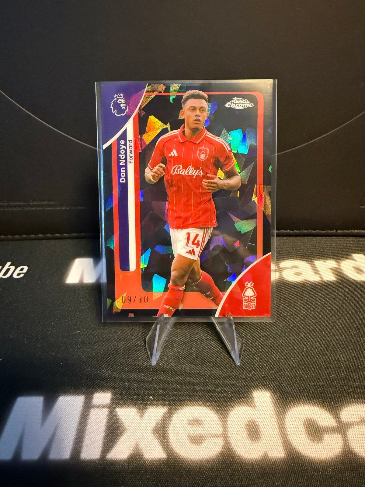 Dan Ndoye Topps Chrome /10, Verzamelen, Sportartikelen en Voetbal, Ophalen of Verzenden, Zo goed als nieuw, Buitenlandse clubs