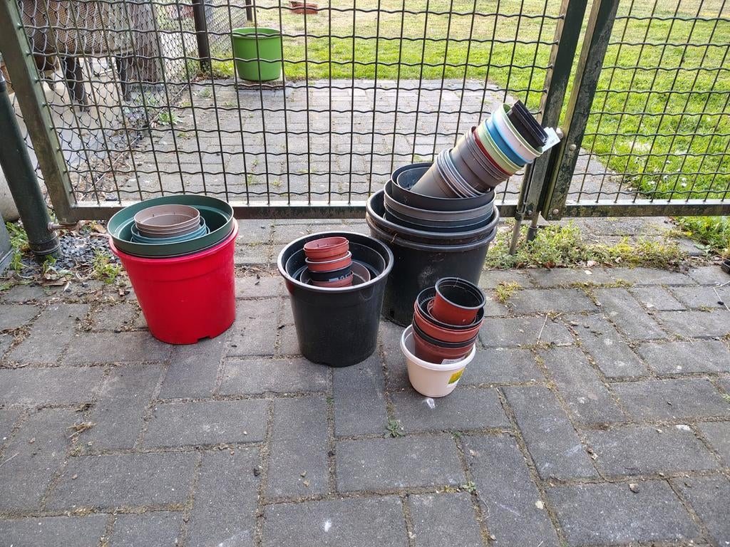 Kweekpotjes gratis, Tuin en Terras, Ophalen, Zo goed als nieuw