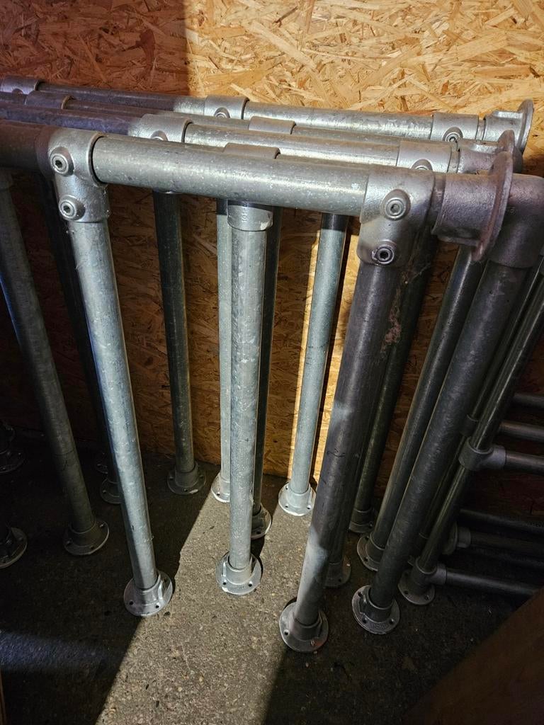 Steigerbuis stelling, Ophalen