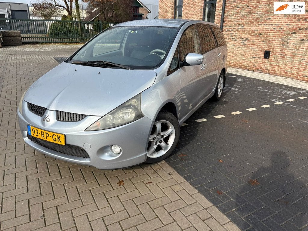 Mitsubishi Grandis 2.4-16V Intense, Auto's, Mitsubishi, Voorwielaandrijving, Gebruikt, 7 stoelen, Bedrijf