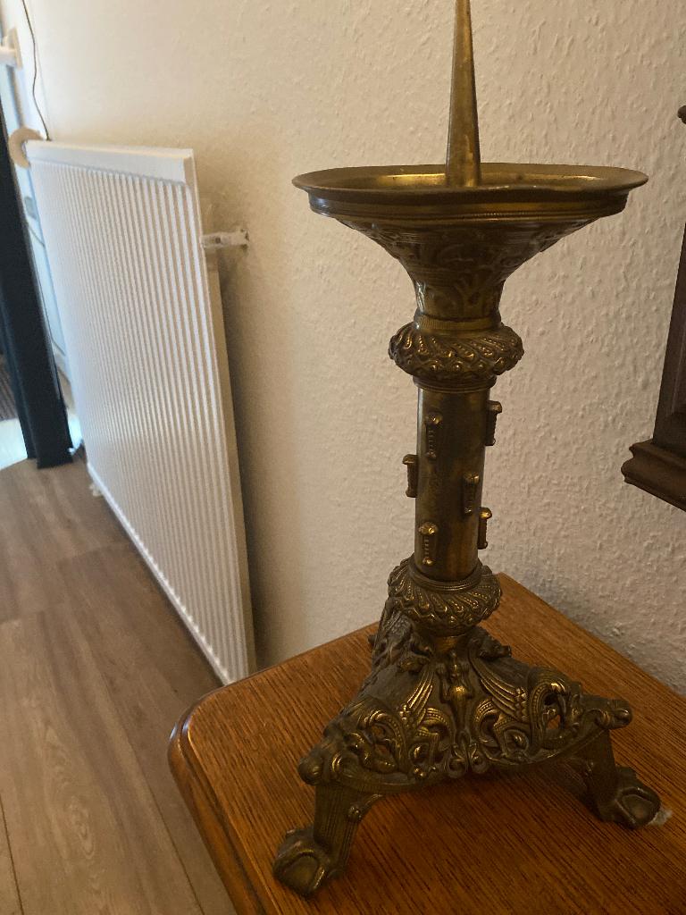 Koperen kandelaar, Ophalen, Koper of Brons