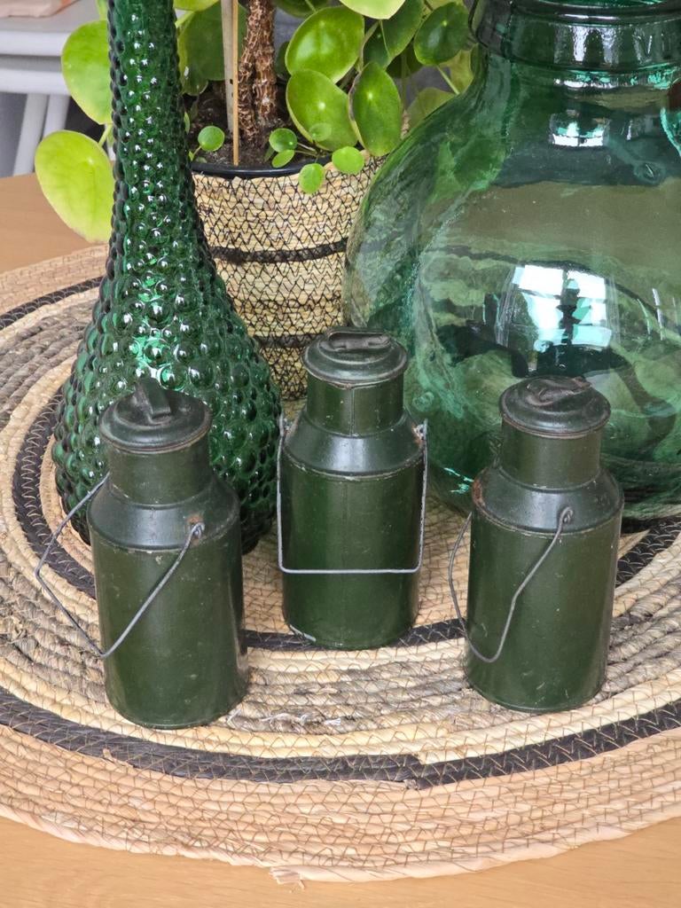 3 zeldzame antieke kleine groene (kruit) bussen €25, Ophalen of Verzenden