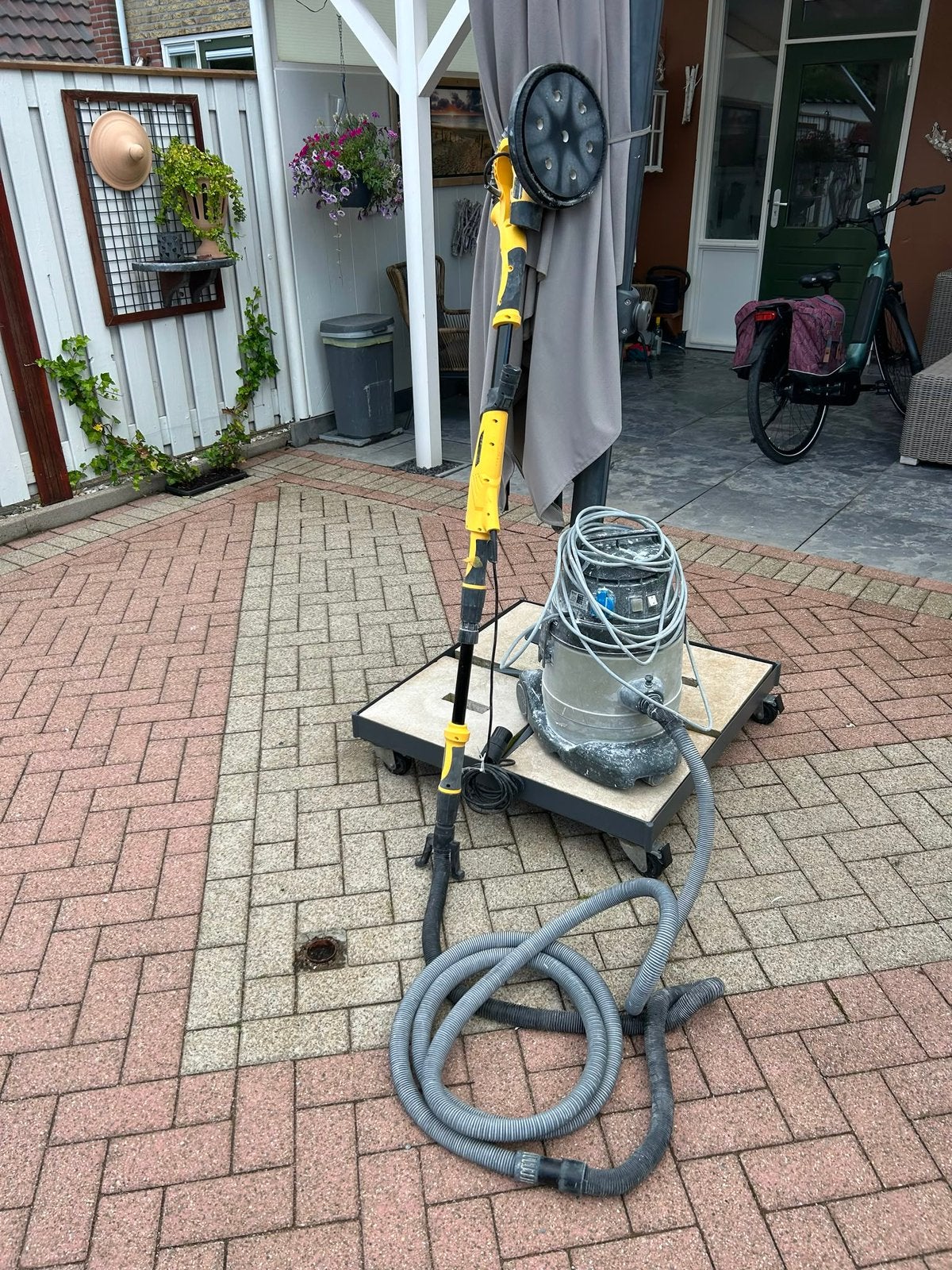 Powerplus wand- en plafondschuurmachine met stofzuiger, Ophalen, Gebruikt, Overige typen