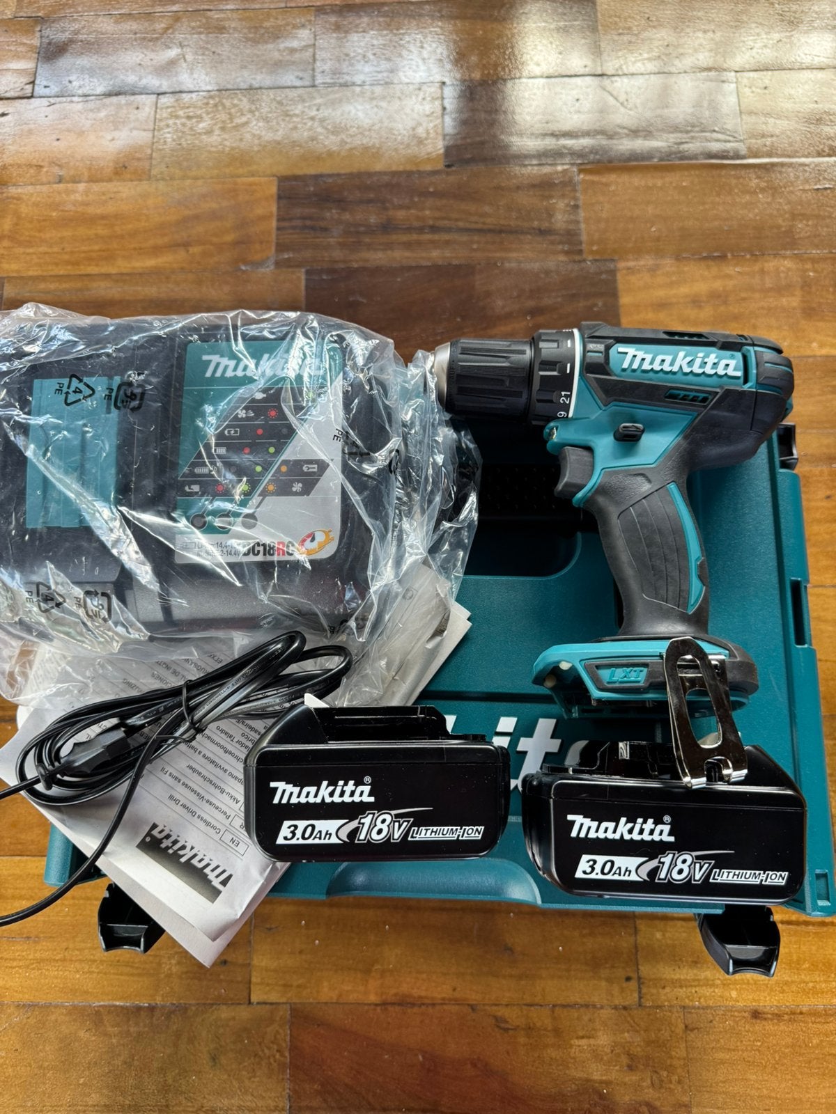 Nieuw Makita ddf 482 compl in koffer, Doe-het-zelf en Verbouw, Gereedschap | Boormachines, Ophalen of Verzenden, Nieuw, Boor- en Schroefmachine