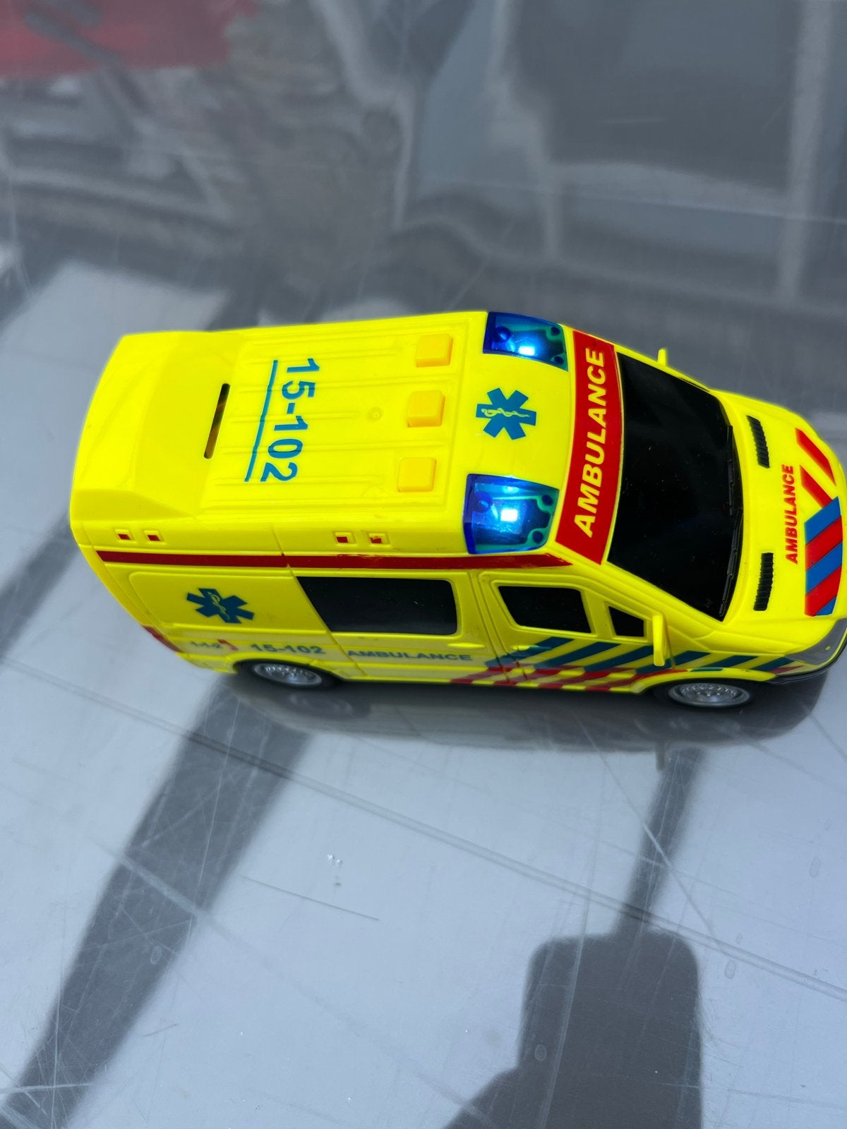 Speelgoed Ambulance met Licht en Geluid, Ophalen, Gebruikt