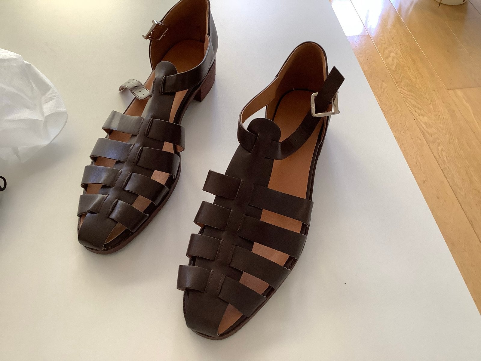 Nieuwe sandalen, maat 45, ongedragen - te smal gekocht, Ophalen of Verzenden, Nieuw, Bruin, Sandalen
