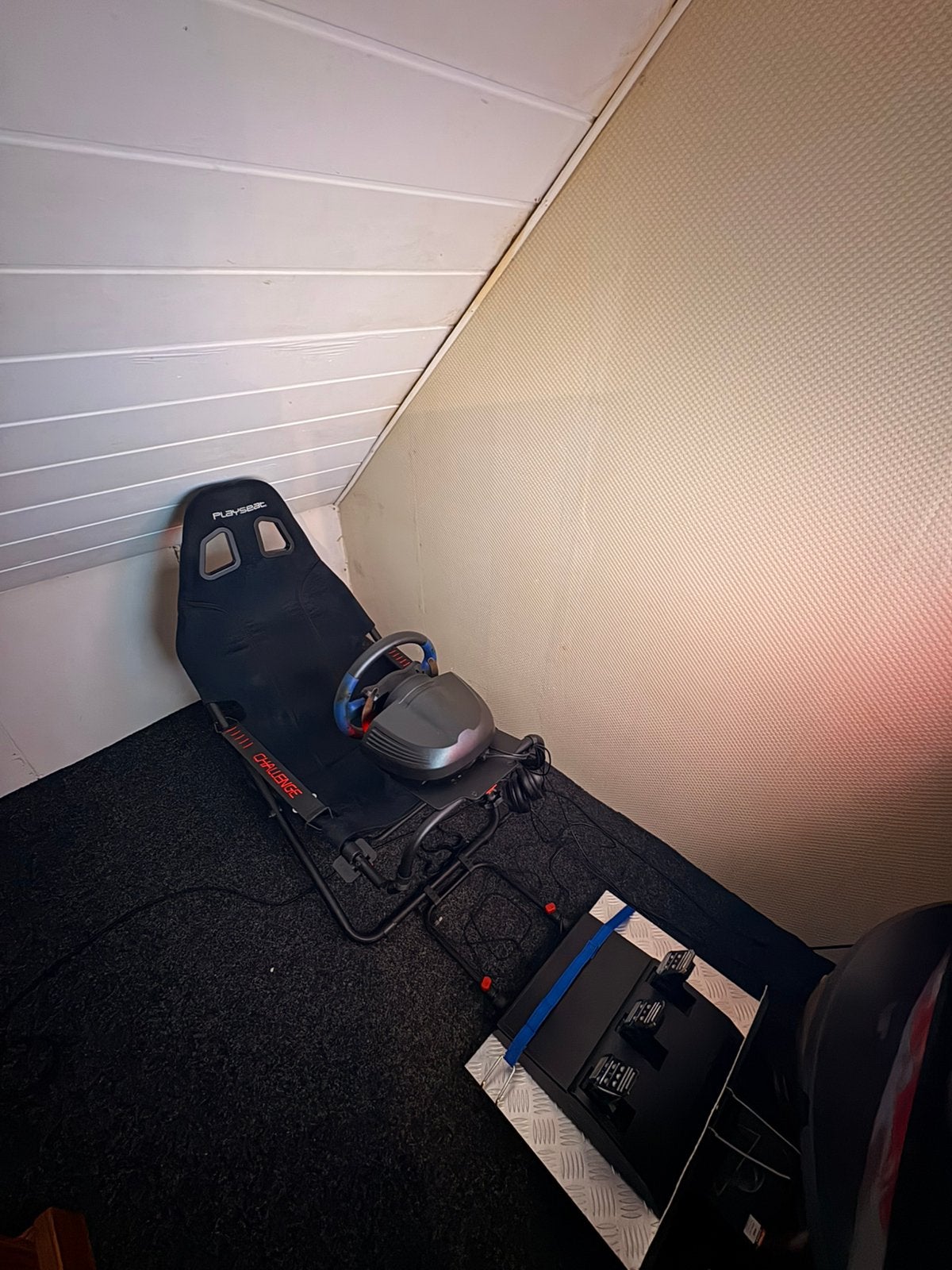SimRig: Thrustmaster T150 PRO & Playseat Challenge Race, Ophalen of Verzenden, Zo goed als nieuw