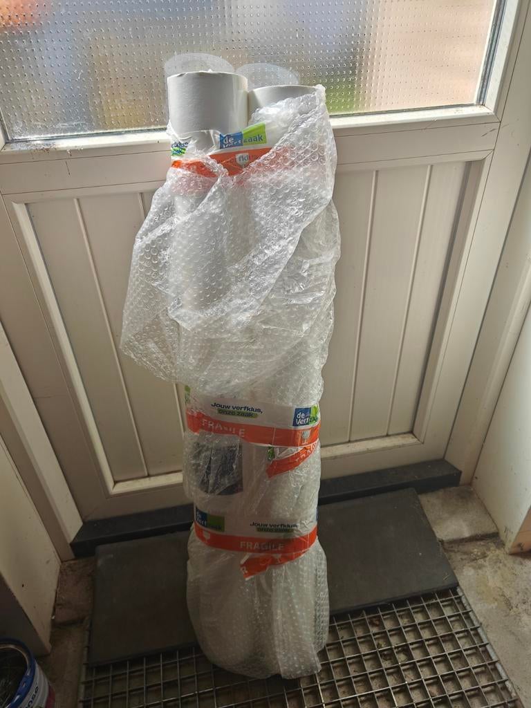 Renovatiebehang, Ophalen