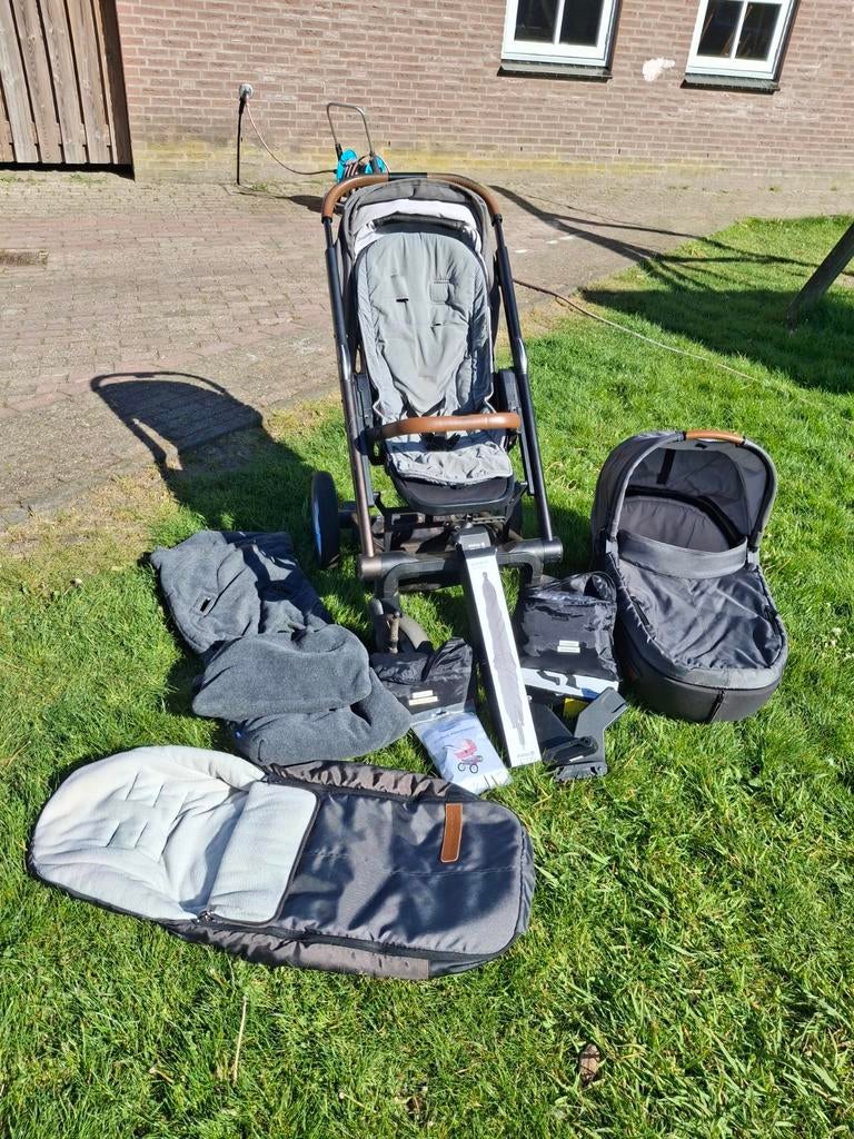 Mutsy combi wandelwagen, Ophalen, Gebruikt, Overige merken, Verstelbare rugleuning