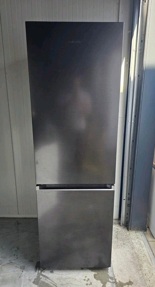 ZGAN! Prachtige jong-gebruikte Samsung koelvriescombinatie!✅, Samsung, 200 liter of meer, 60 cm of meer, Met aparte vriezer