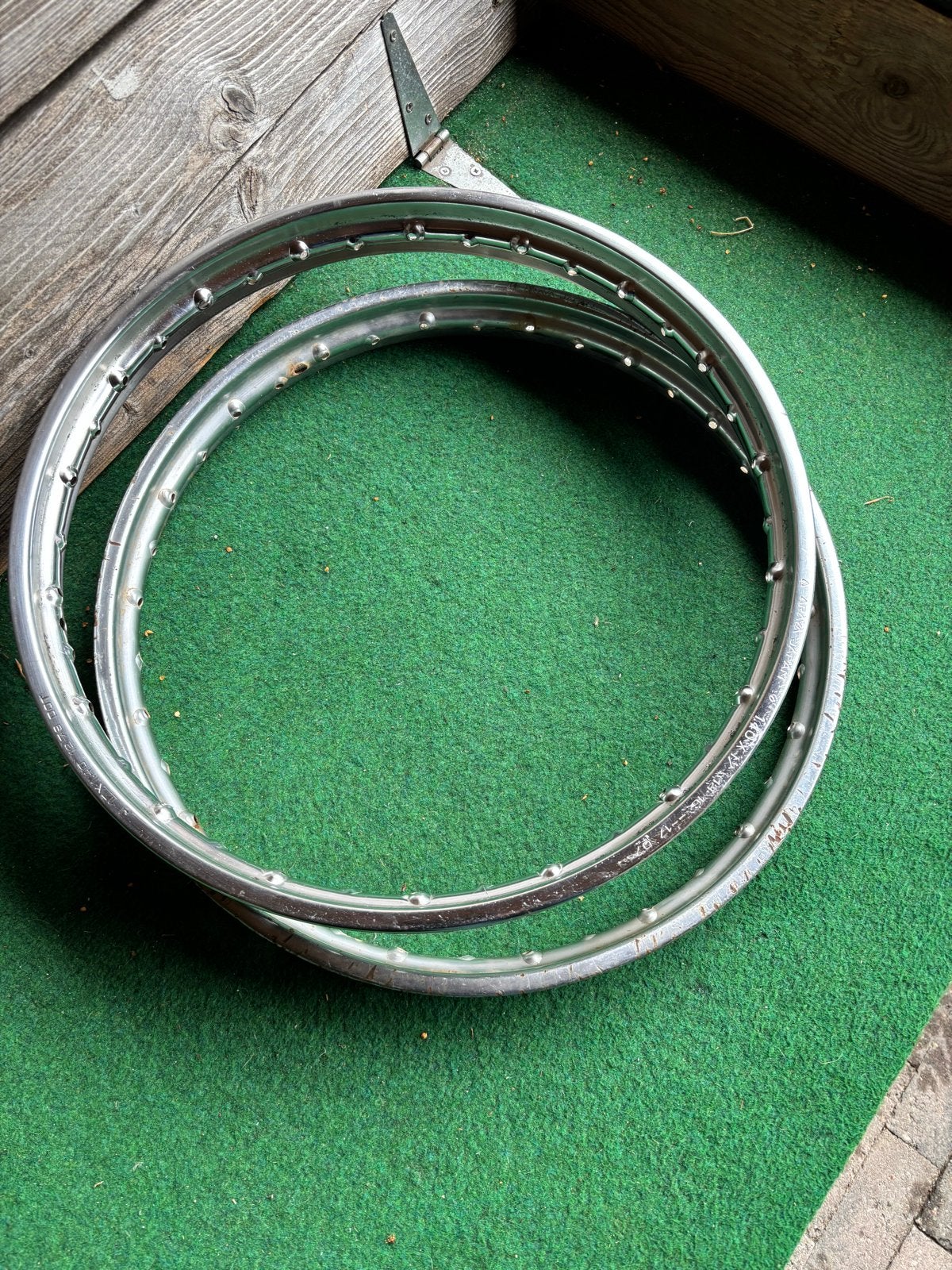 2 Originele Araya Velgen voor Yamaha Oldtimer, Fietsen en Brommers, Wiel, Gebruikt, Overige materialen, Ophalen of Verzenden