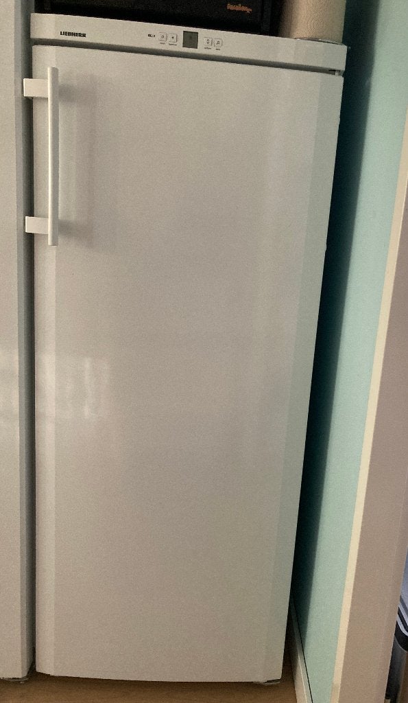 Liebherr Diepvries 6 lades, Ophalen, 150 tot 200 liter, Met aparte vriezer, Zo goed als nieuw