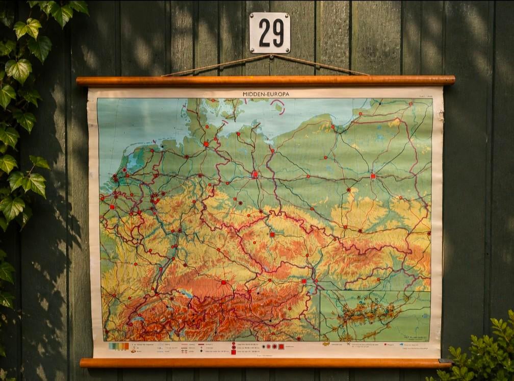 Vintage schoolplaat " Midden Europa", Antiek en Kunst, Ophalen, Aardrijkskunde