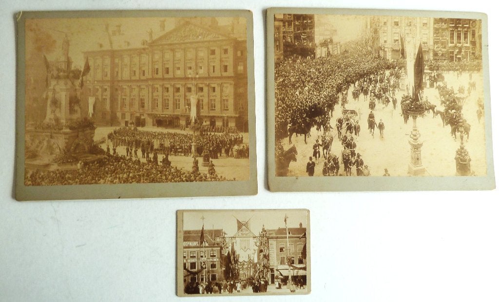 Amsterdam inhuldiging Koningin Wilhelmina 5 sept 1898, Gebruikt, Foto, Ophalen of Verzenden, Gebouw