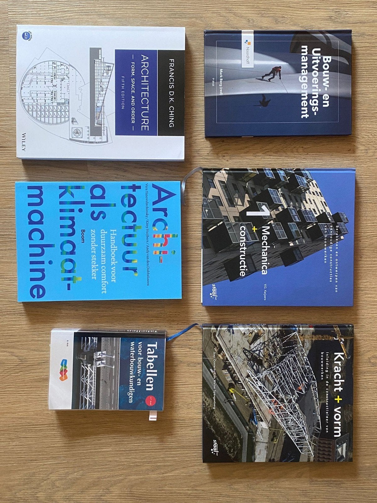 nieuwe uitgave, pefecte conditie, gehele boekenlijst bouwkun, Boeken, Zo goed als nieuw, Vera Yanovshtchinsky, Kitty Huijbers, Andy van den Dobbelsteen