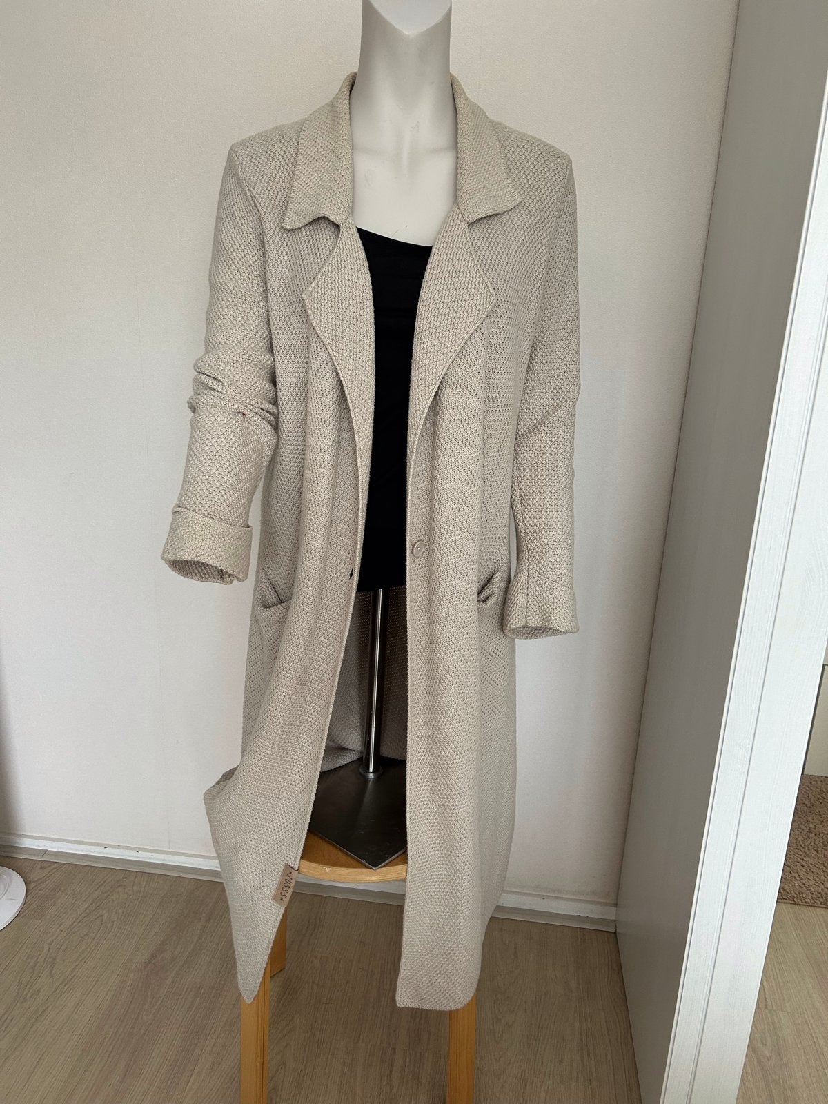 Zusss lang vest met zakken - Beige, Maat 1 38/40, Ophalen of Verzenden, Gedragen, Maat 38/40 (M), Beige