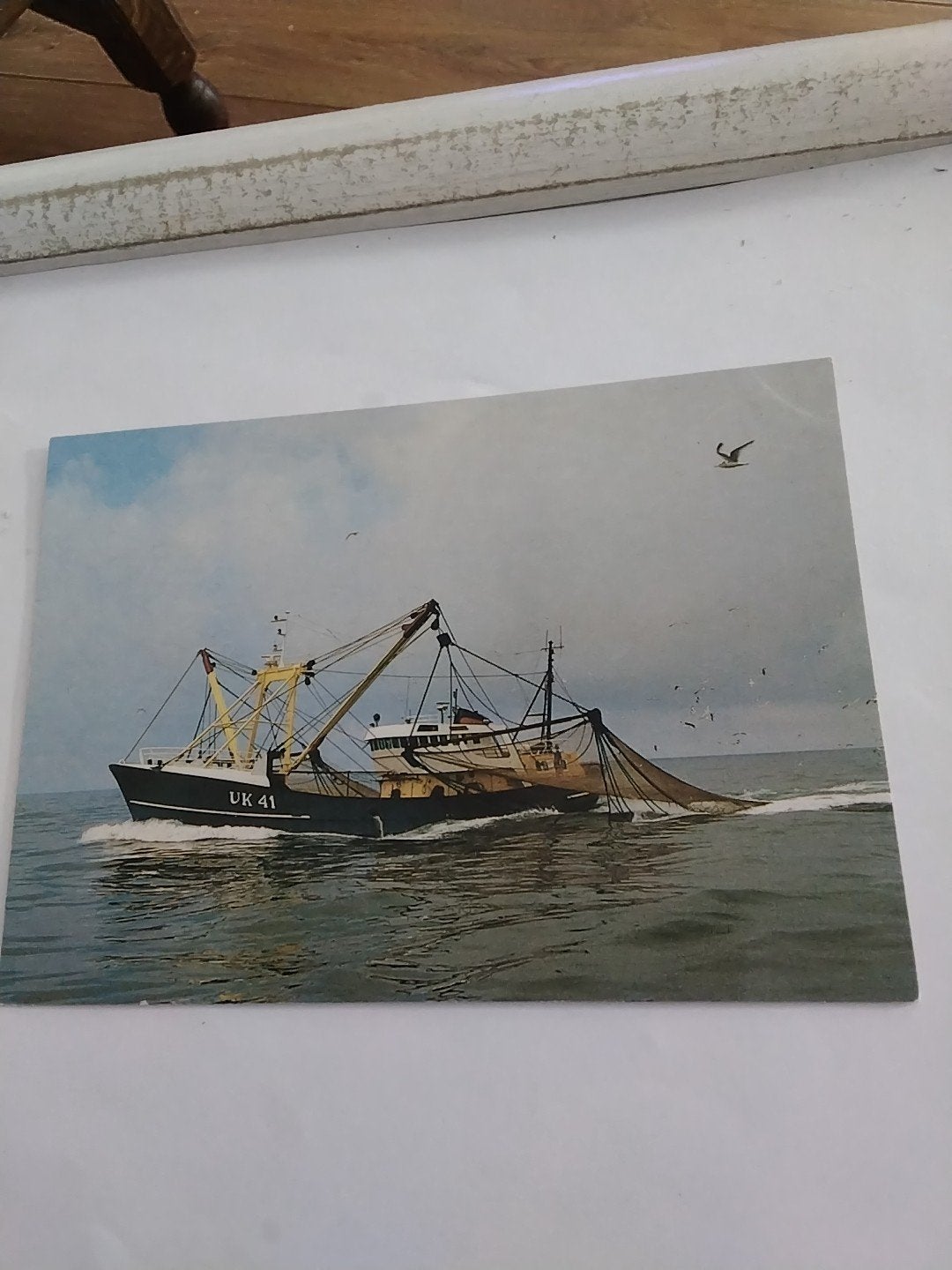 Oude ansichtkaart van vissersschip UK 41 'Marlena' URK, Ophalen of Verzenden, 1960 tot 1980, Gelopen, Noord-Holland