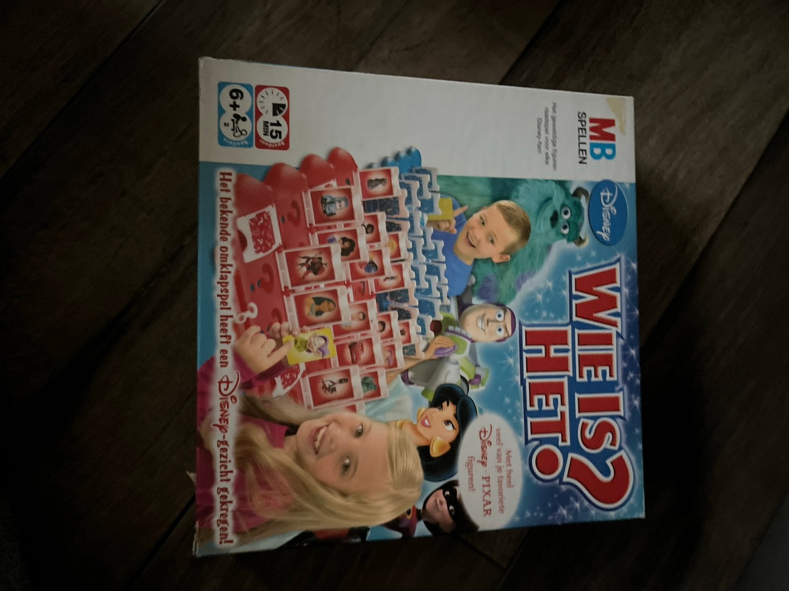 Wie is het? Disney Pixar editie - MB Spellen, Hobby en Vrije tijd, Een of twee spelers, Ophalen of Verzenden, Zo goed als nieuw