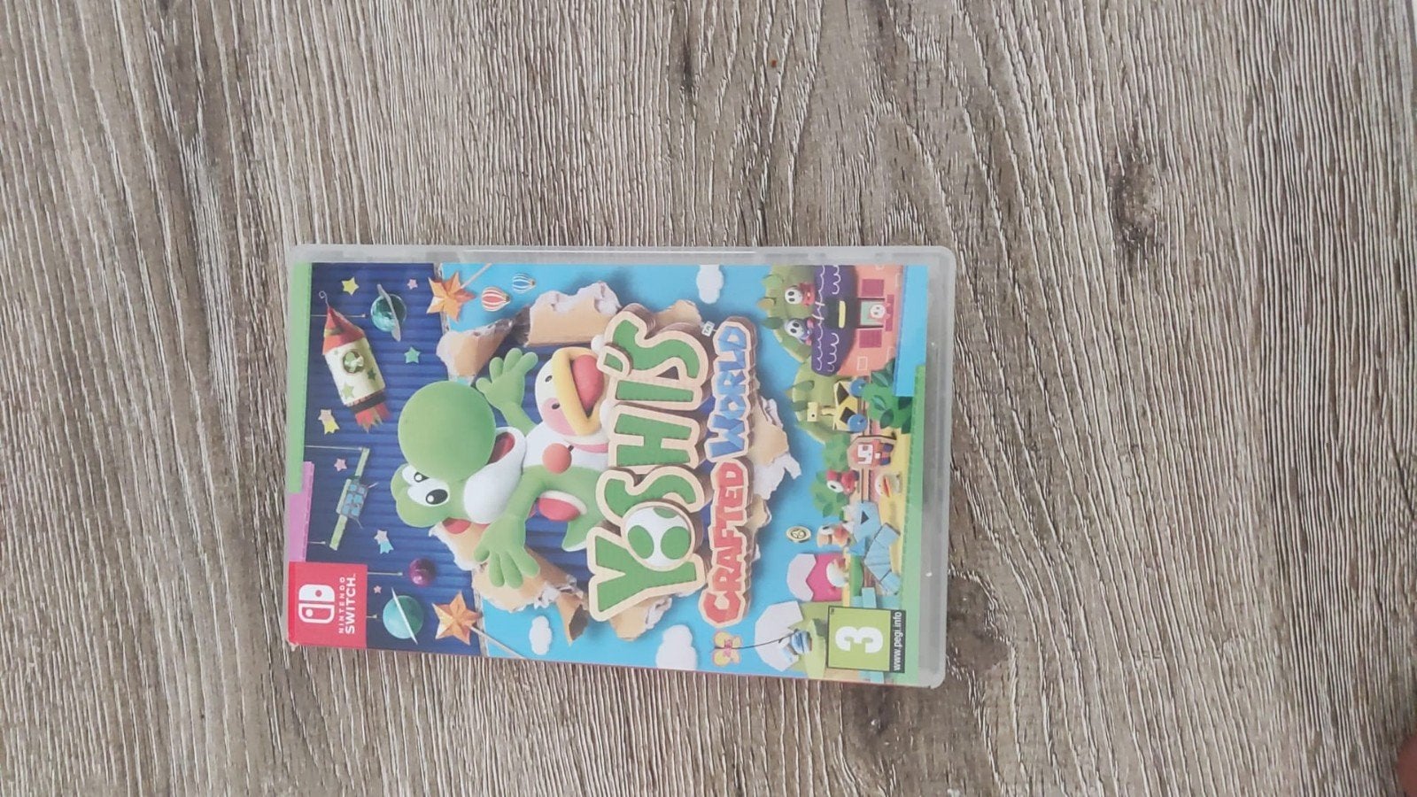 Yoshi's Crafted World - Nintendo Switch Game, Ophalen of Verzenden, Zo goed als nieuw, Met games