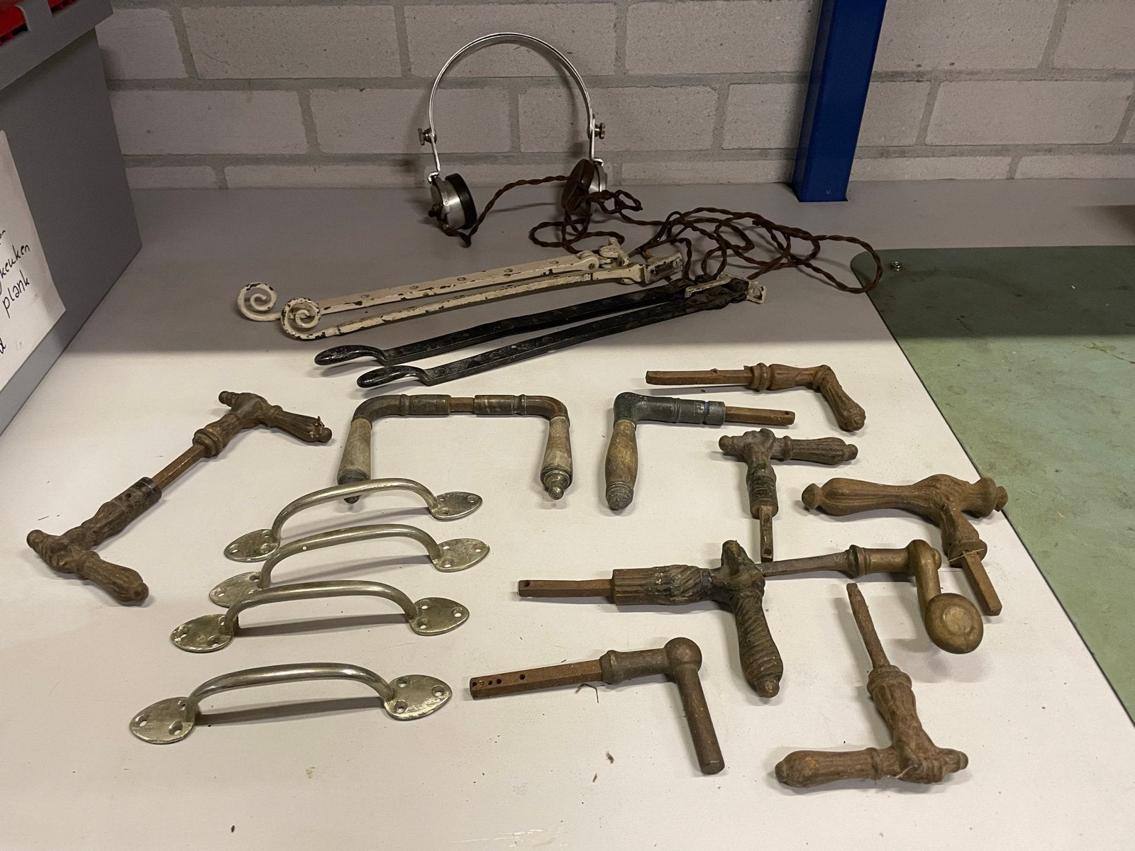 Diverse antieke deurklinken en handgrepen, Ophalen of Verzenden, Gebruikt, Overige materialen, Klink of Kruk