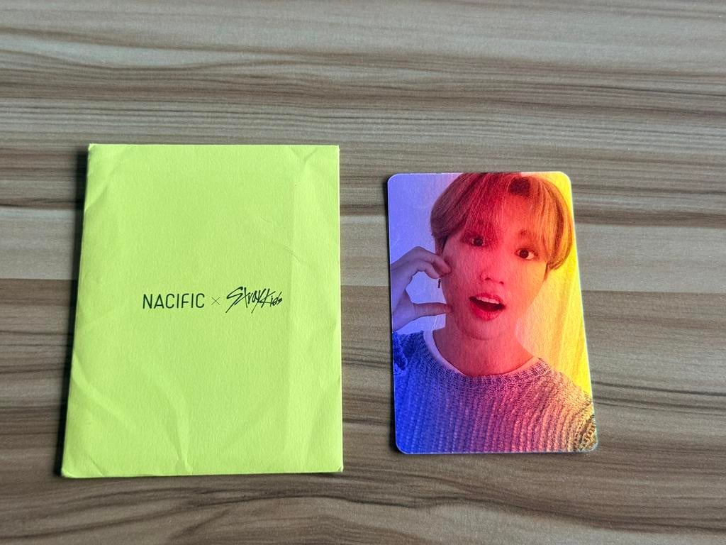 Stray Kids Han shinny photo card nacific, Ophalen of Verzenden, Zo goed als nieuw, Foto of Kaart
