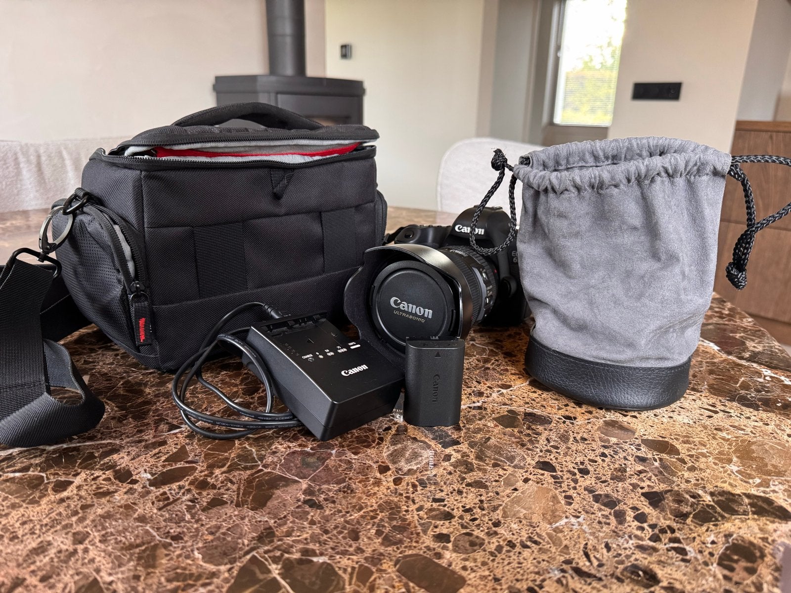 Canon EOS 6D met EF 24-105mm f/4L IS USM lens en accessoires, Audio, Tv en Foto, Fotocamera's Digitaal, Gebruikt, Spiegelreflex