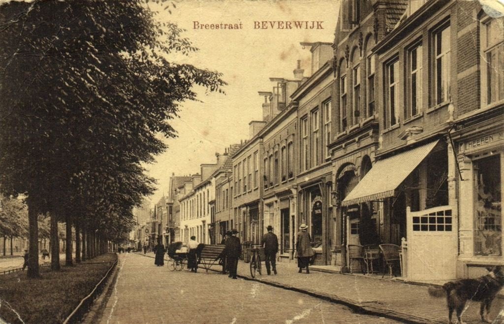 Breestraat - Beverwijk - B-keus - gelopen, Ophalen of Verzenden, 1920 tot 1940, Gelopen, Noord-Holland