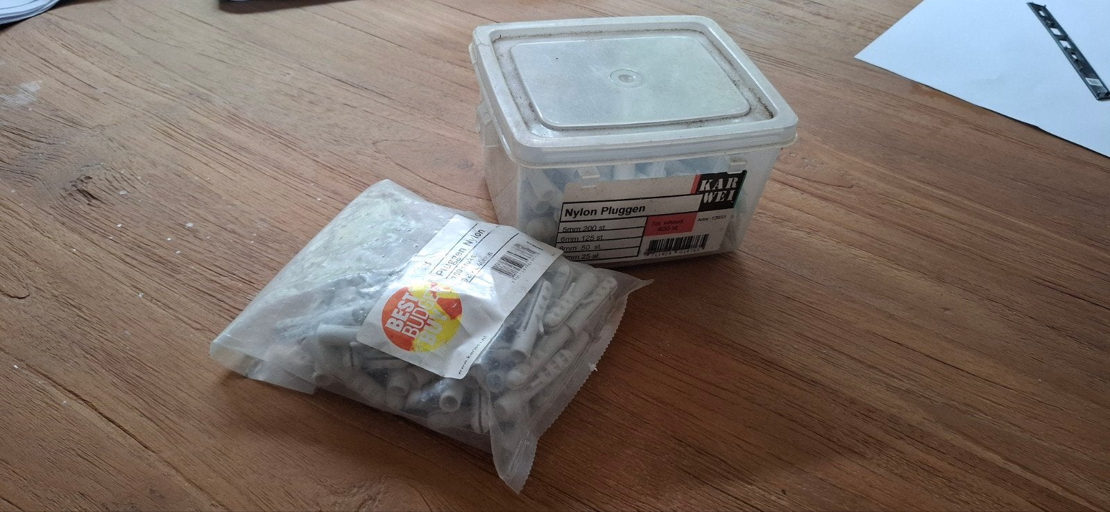Nylon Pluggen, Ophalen of Verzenden
