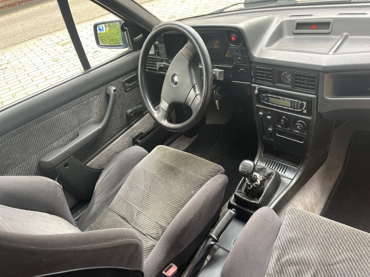 Opel KADETT-E-CABRIO C2.0NE GSI OPNIEUW GESPOTEN (bj 1990), Voorwielaandrijving, 1998 cc, Open dak, Cabriolet