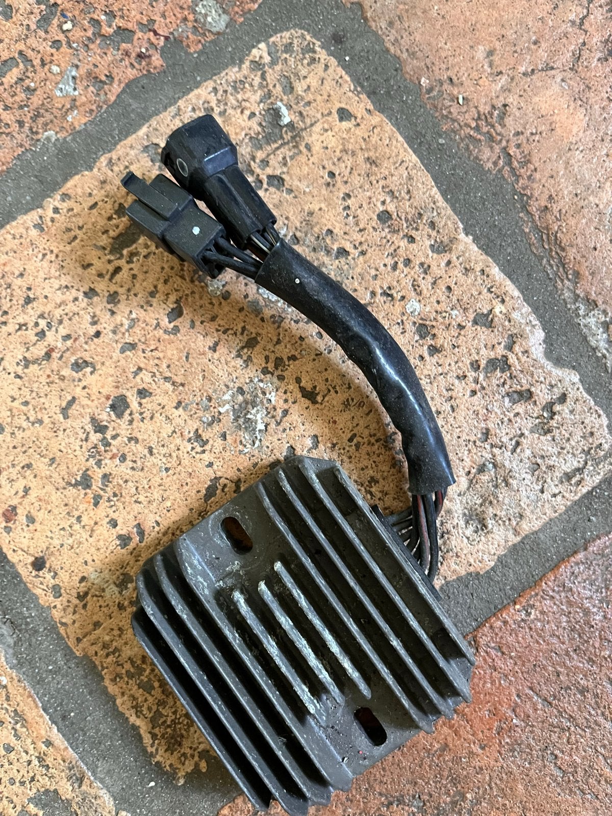 Spanningsregelaar gelijkrichter Suzuki SV650 2006, Ophalen of Verzenden, Gebruikt