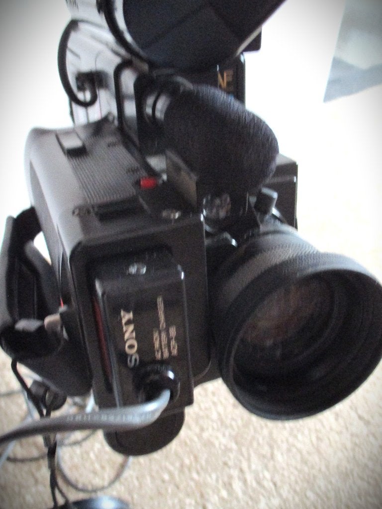 Foto 13 van Sony Handycam CCD V8 AF~Incl.Aver Media Ezmaker en Koffer