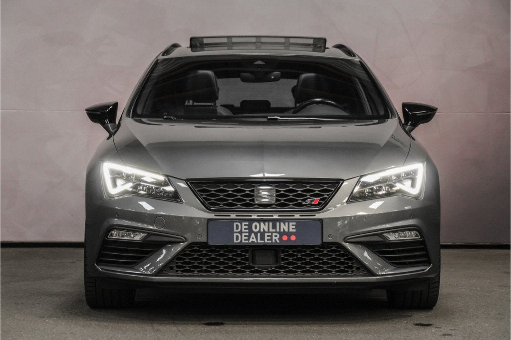 SEAT Leon ST 2.0 TSI CUPRA 300 4DRIVE |Pano|Carplay|19inch|B, Auto's, Automaat, 15 km/l, Gebruikt, Euro 6