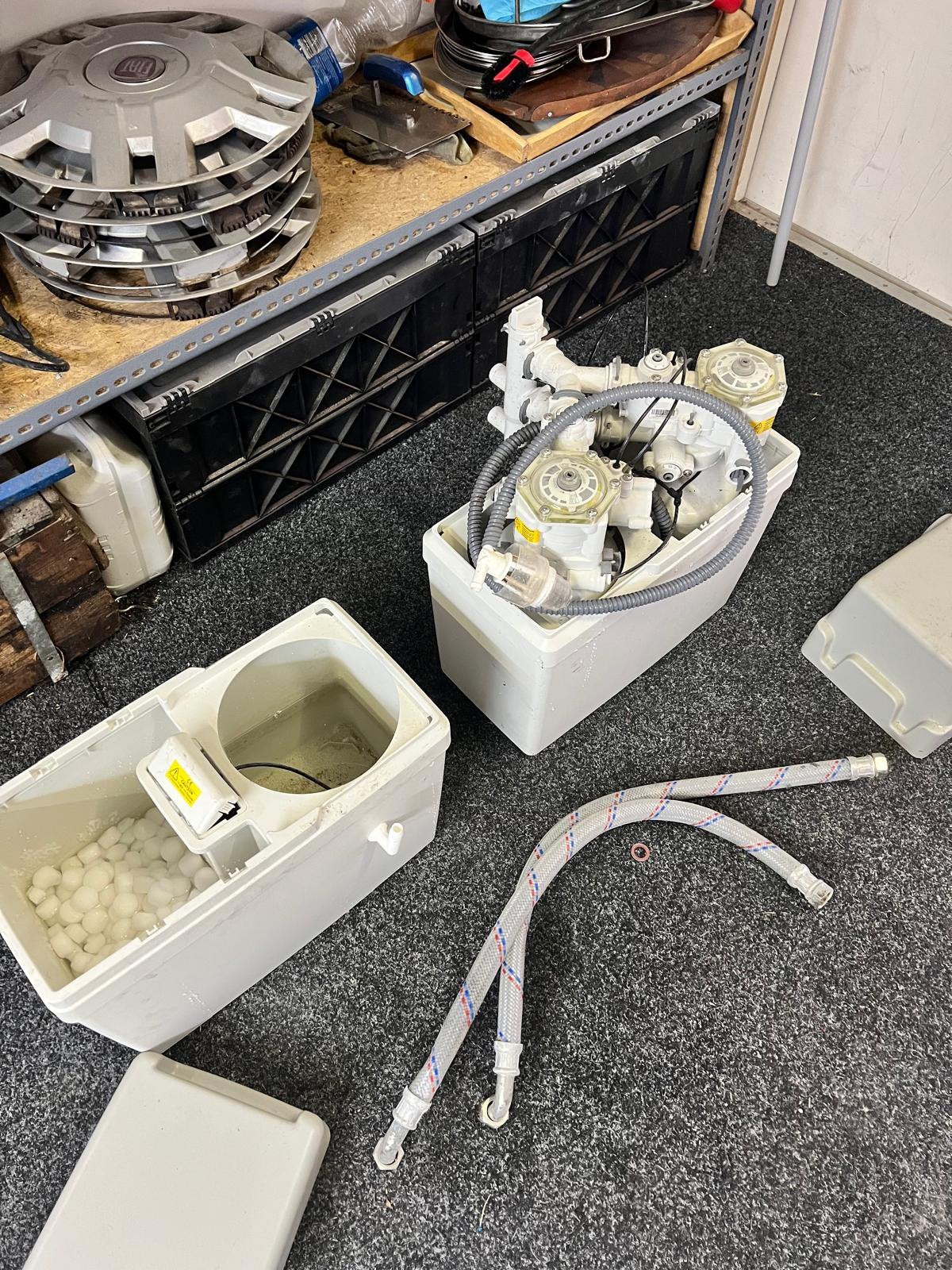 Waterontharder type DTSO 200-BL van Delta Water Engineering, Ophalen, Zo goed als nieuw