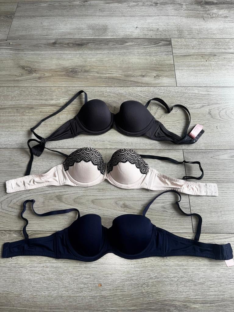 3 stuks beugelbh bh beha beugelbeha 70A 70 A Hunkemöller, Verzenden, Blauw, BH
