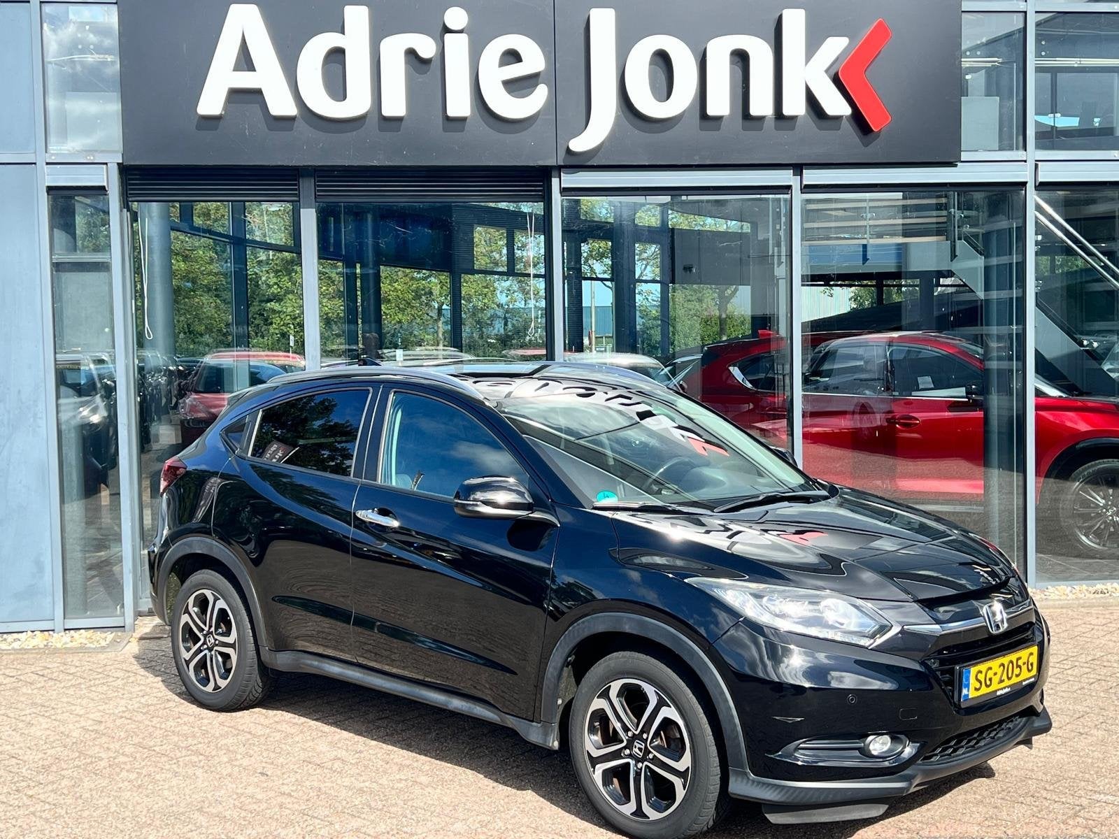Honda HR-V 1.5 i-VTEC Executive AUTOMAAT | TREKHAAK | PANORA, Auto's, Met garantie (alle), Leder en Stof, Zwart, Origineel Nederlands