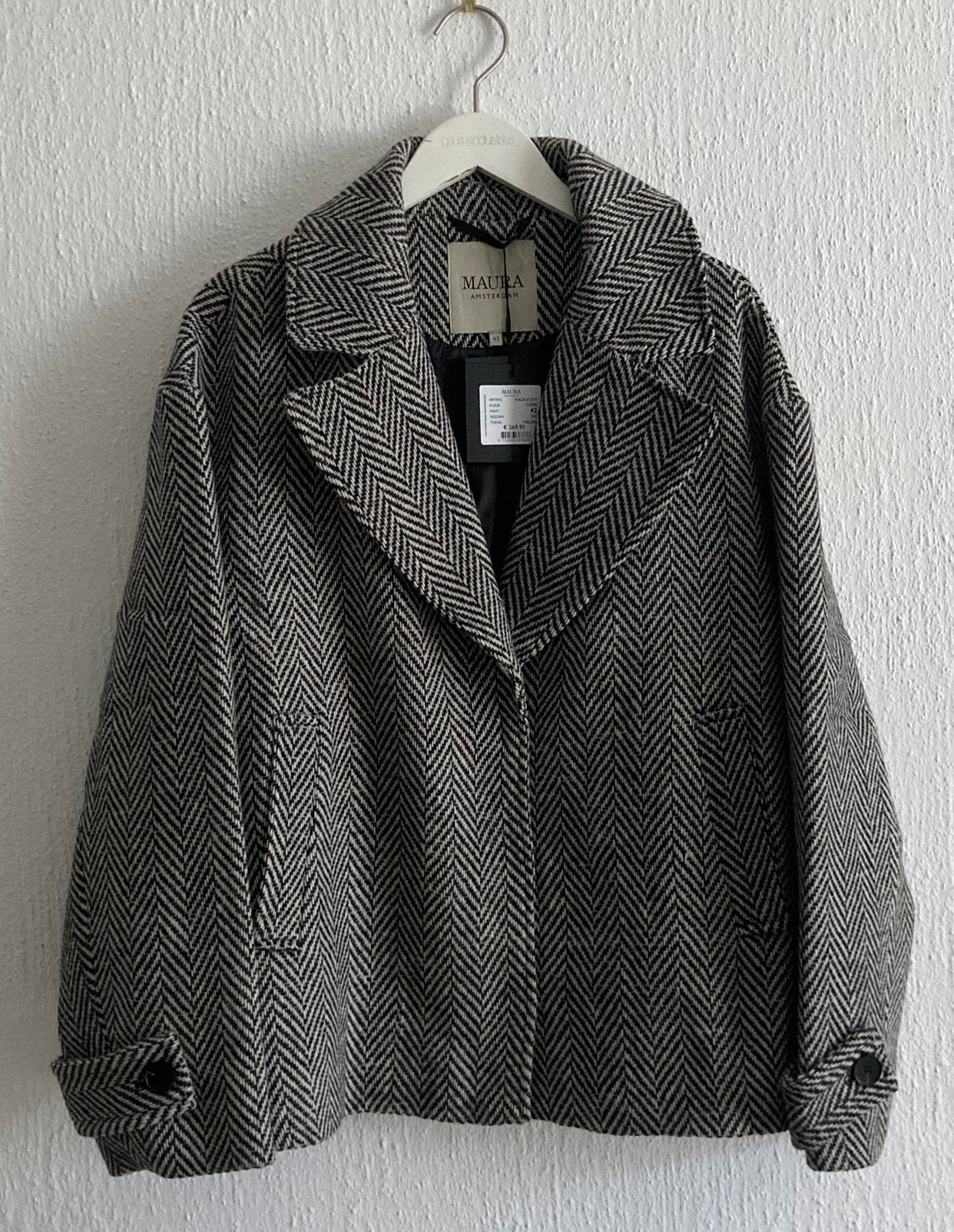 Nieuw Exclusief Winnterjas MAURA, Ophalen of Verzenden, Nieuw