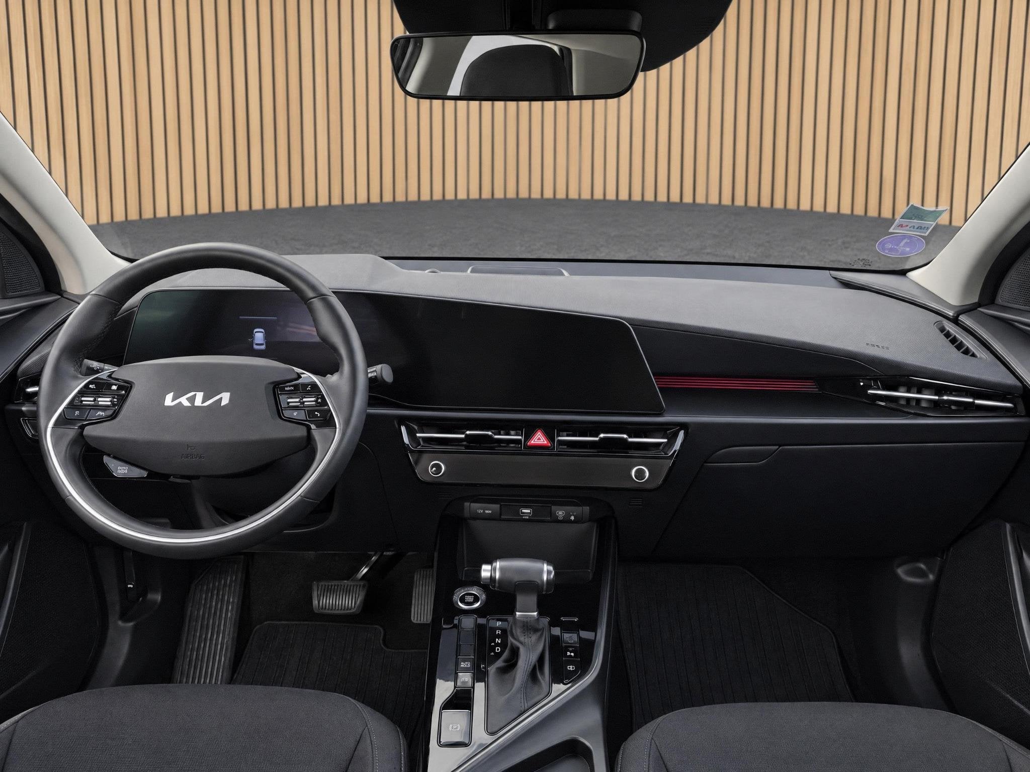Foto 3 van Kia Niro 1.6 GDi PHEV DynamicLine |Camera |Elektr. stoel |Ke